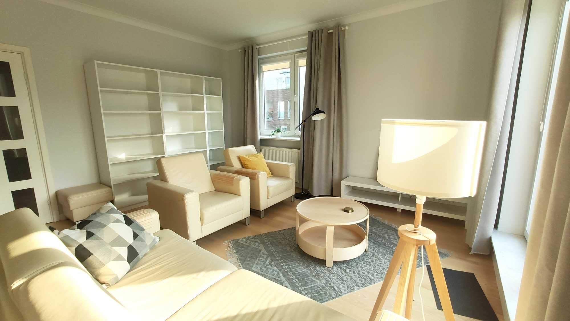 Mieszkanie 2 pokoi 65 m² w Warszawa, Polska
