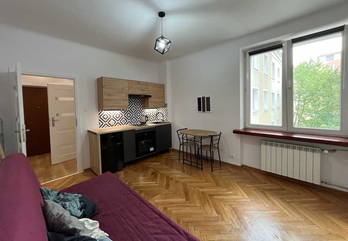 Квартира 1 комната 22 м² в Варшава, Польша