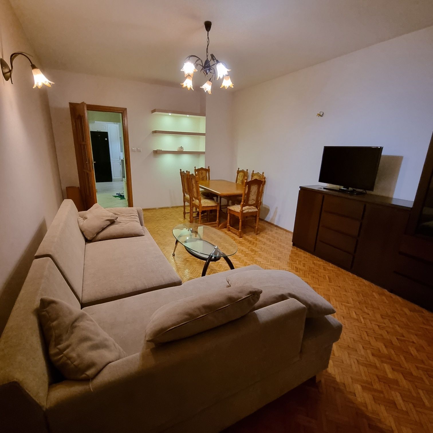 Apartamento 2 habitaciones 57 m² en Varsovia, Polonia