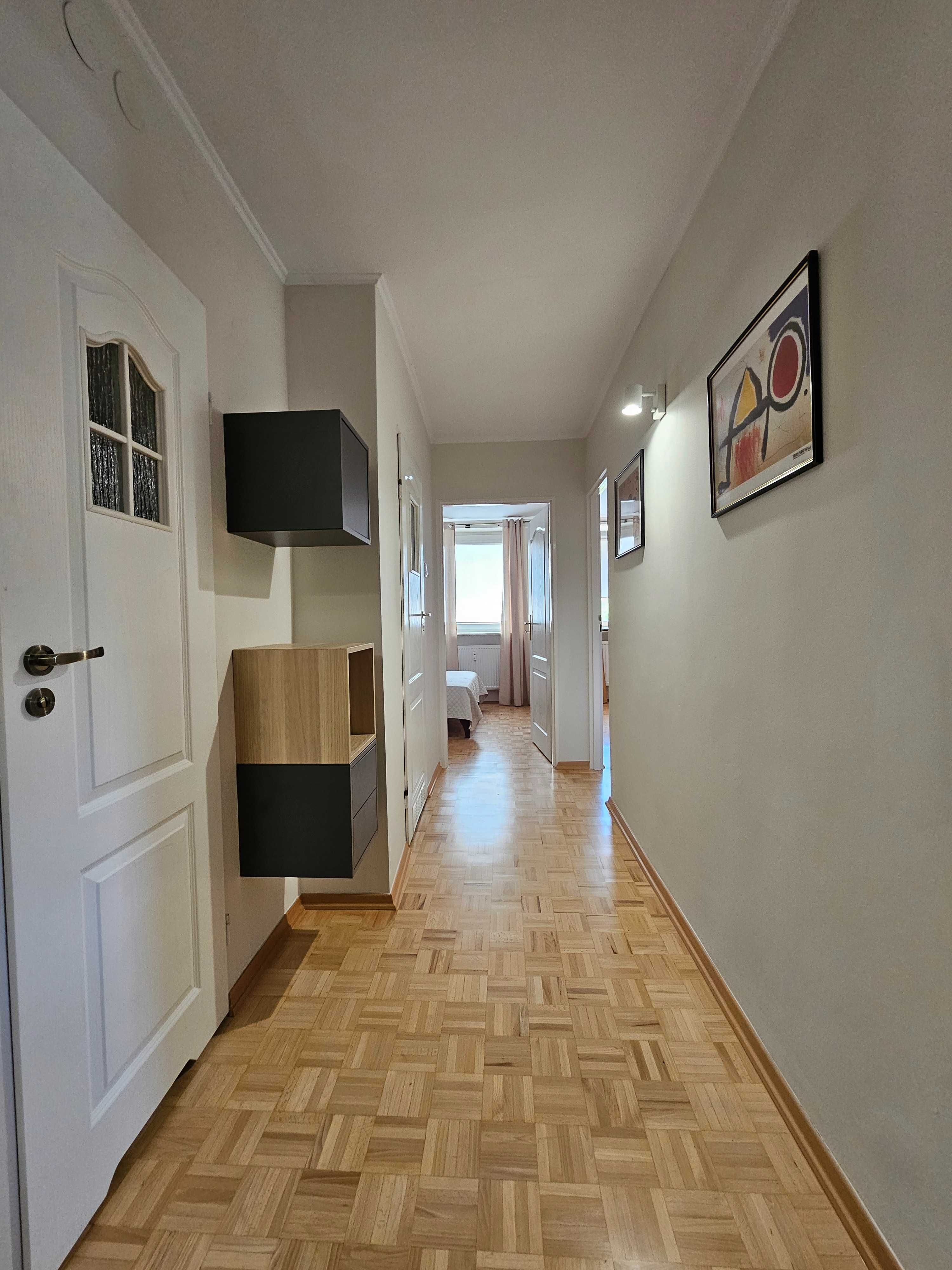 Apartamento 3 habitaciones 65 m² en Varsovia, Polonia